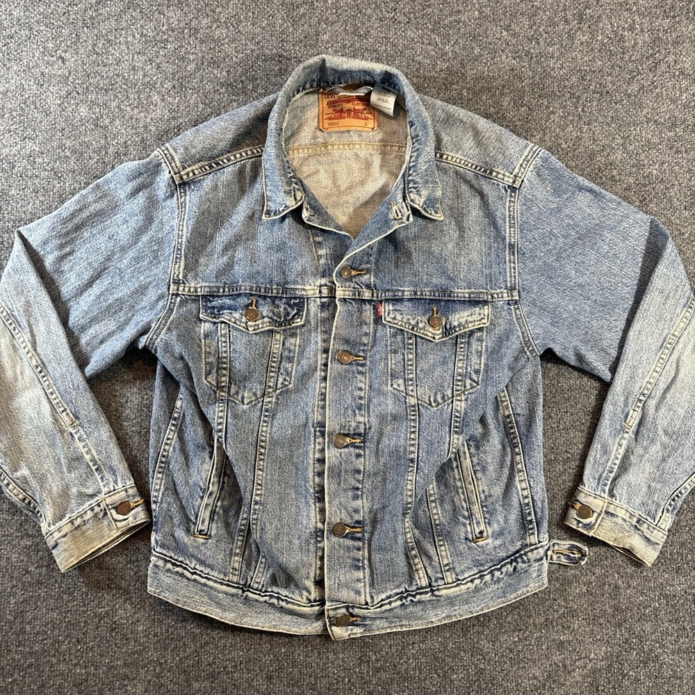 Vintage Levis Blue Denim Trucker Jacket Made In The USA  70507 0389 Size L